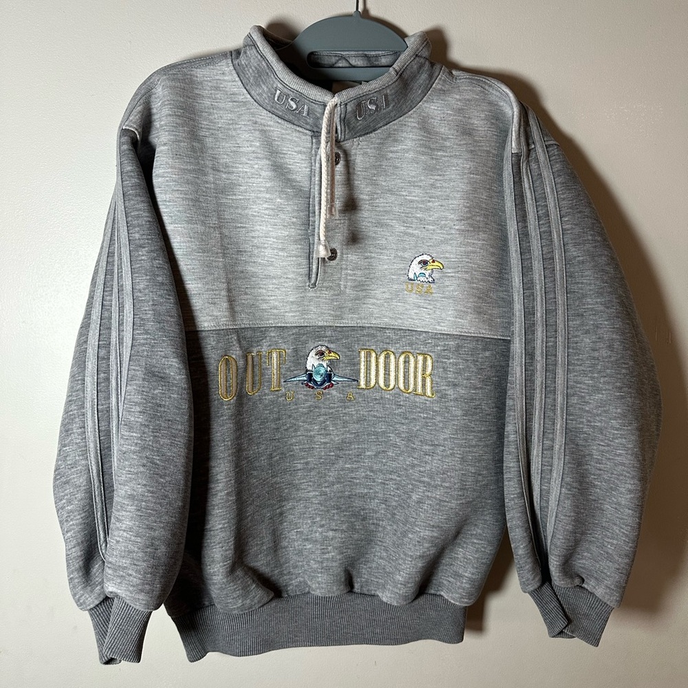 90s grey sweatshirt with Outdoor USA eagle embroidered